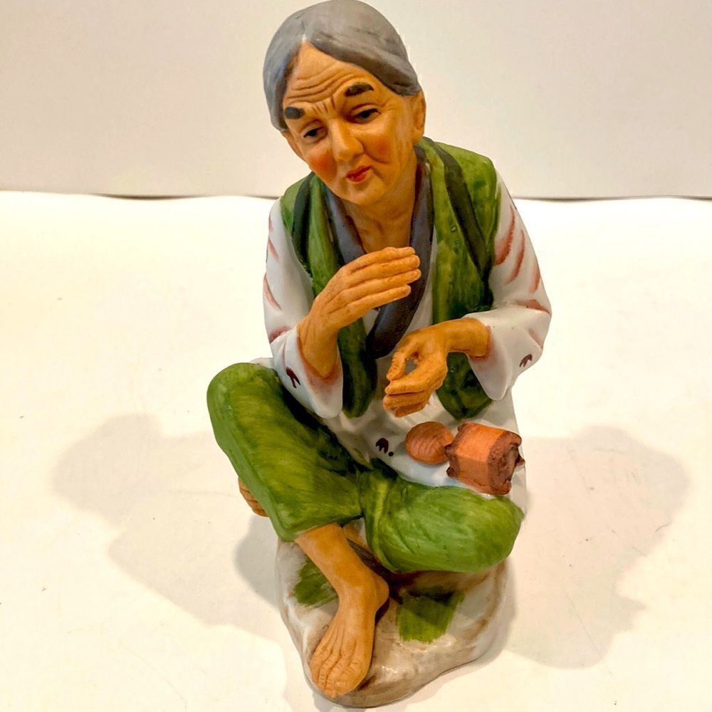 Vintage Homco Porcelain Asian Woman Figuurine Sitting On A Mat 1431